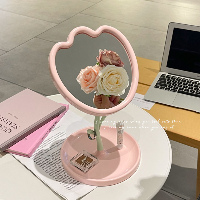 مرآة مكياج متطورة بتصميم زهرة  - مراجعة Beauty Makeup Table وسعره
